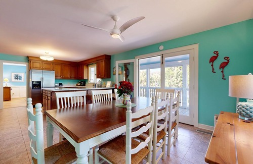 Sullivan's Island House | Charming 2,704 Square Foot Beach Home with Balconies & Lush Yard