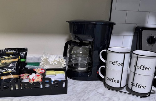 Easley House | Charming 2-Bd 1-Ba home in Easley near GVL & Clemson w/WiFi, Self check-in & AC