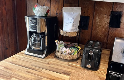 North Carolina Coast Cottage | Charming 2-bedroom in Carolina Beach walking distance to beach