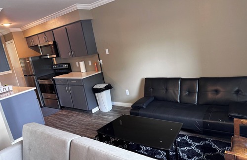 Central Oklahoma City Apartment | Charming 2-bedroom apartment with AC, fitness room in fabulous Oklahoma City