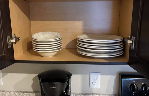 Marysville Apartment | Charming 2-bedroom apartment in delightful Marysville with WiFi, Roku TV!