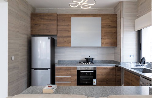 Beirut Apartment | Charming 2-bedroom apartment in delightful Bayrut with WiFi, AC