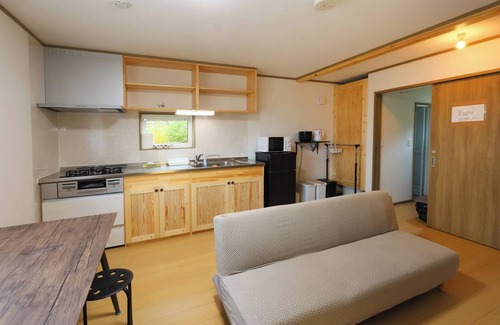 Nakafurano Cottage | Charming 2-bedroom cottage in awesome 中富良野町 with WiFi, AC