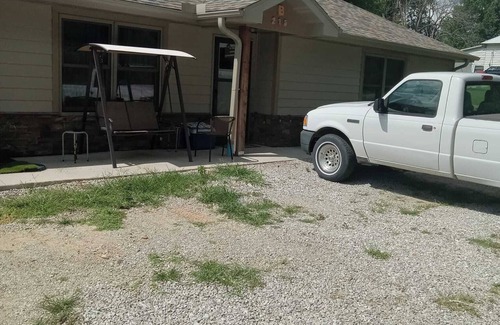 Mansfield House | Charming 2-bedroom duplex with WiFi, AC in marvelous Mansfield