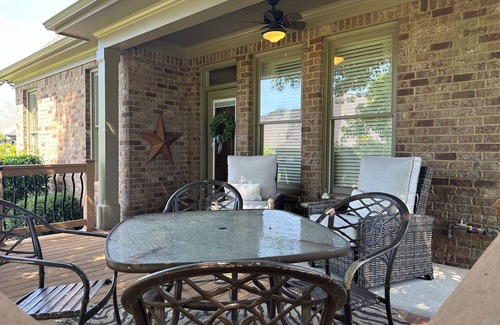 Auburn House | Charming 2-bedroom Game Day home close to campus and downtown Auburn