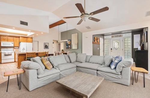 Midpines House | Charming 2-bedroom house with WiFi, AC, EV charger NEAR Yosemite