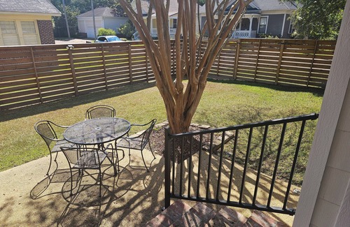 Columbus House | Charming 2-bedroom townhome in Columbus with Riverview, very peaceful and quiet!