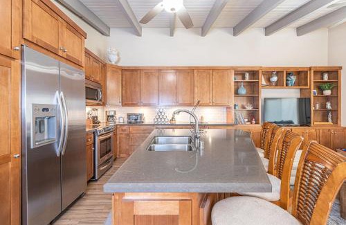 Balboa Peninsula House | Charming 2Br Condo W Ac Steps To Beach & Balboa Pier By Beachview Rentals