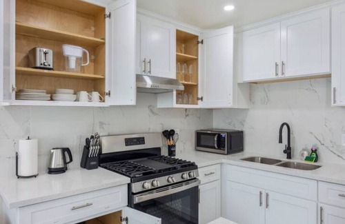 Patton Apartment | Charming 2BR Getaway in the Hills - BRAND NEW!