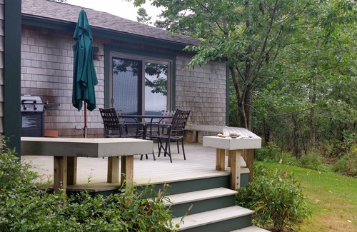 Seawall House | Charming, 2BR Oceanfront cottage with stunning views.