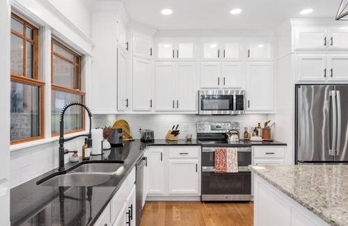 Bethpage House | Charming 3 bed, 2.5 bath farmhouse with hot tub, firepit, and seasonal pool!