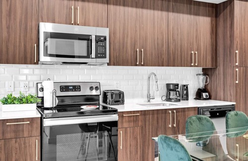 Overtown Apartment | Charming 3-Bed Mins from Brickell W/Free Parking