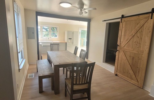 Kings Mountain House | Charming 3-bedroom house with WiFi and AC in Kings Mountain!