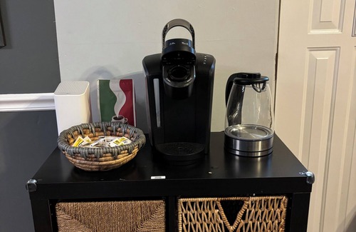 Fair Plain House | Charming 3-Bedroom Yellow Ranch Retreat near Lake Michigan