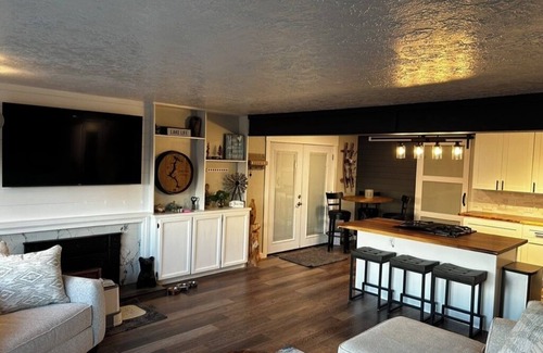 Coeur d'Alene House | Charming 3-bedroom lake view home in tranquil Coeur d'Alene