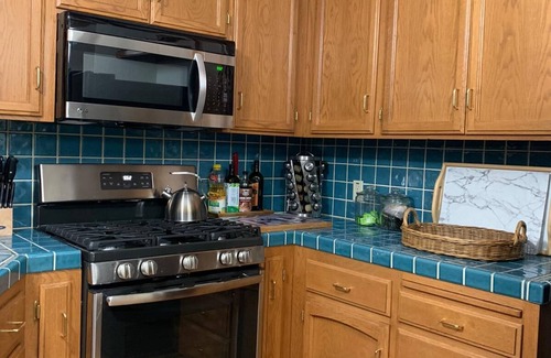 Yosemite National Park Cabin | Charming 3 Bedrooms -INSIDE Yosemite National Park