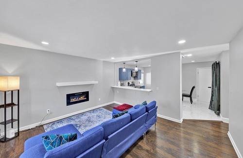 Crestline Heights House | Charming 3-bedroom bungalow with WiFi in Bham, 12 mins from UAB.