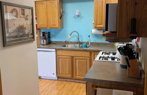 Warrens Cabin | Charming 3-bedroom cabin in Warrens with WiFi. Close to ATV access point.