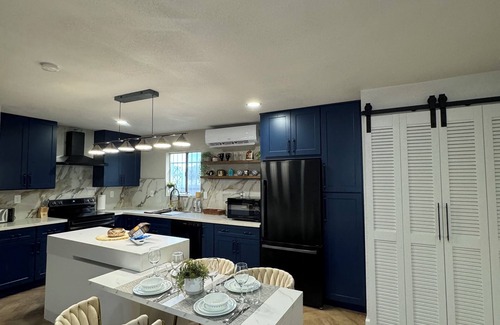 North Las Vegas Cottage | Charming 3-bedroom cottage in fantastic Las Vegas with Pool