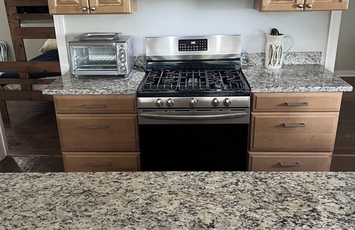 Chauvin Other | Charming 3-bedroom country house with WiFi, AC in Chauvin