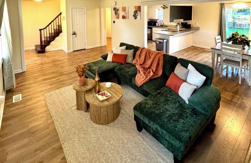 Evansville House | Charming 3-bedroom Home, Eastside Evansville