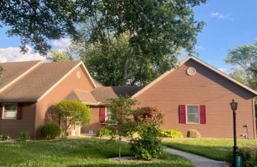 Greenville House | Charming 3-bedroom house in tranquil Greenville with WiFi, AC, and game room.