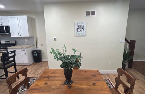 Wilmington House | Charming 3-bedroom house with AC and WiFi in lovely Wilmington