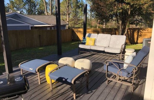 Norcross House | Charming 3-bedroom house with AC, WiFi in peaceful Norcross