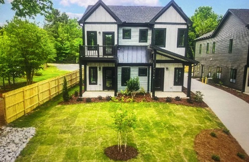 Durham House | Charming 3-bedroom house in Durham with WiFi and AC