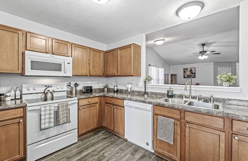 Noblesville House | Charming 3-Bedroom Ranch, Steps from Klipsch Music Center Shopping and Dining