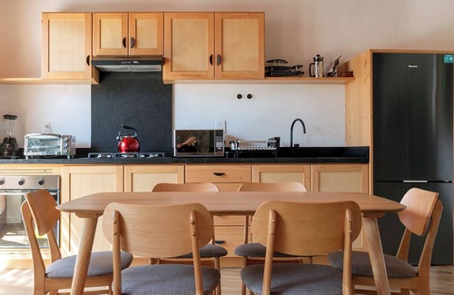 Tepoztlan Villa | Charming 3-bedroom Villa in Tepoztlán with WiFi - Casa Aluna - Oasis in Mountain