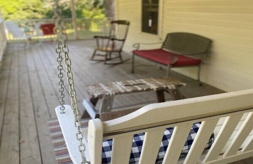 New Harbor House | Charming 3br and 2b near the heart of New Harbor