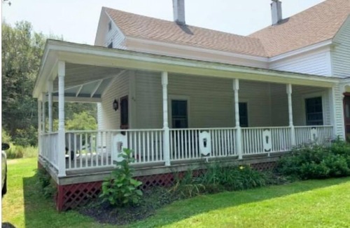 New Harbor House | Charming 3br and 2b near the heart of New Harbor