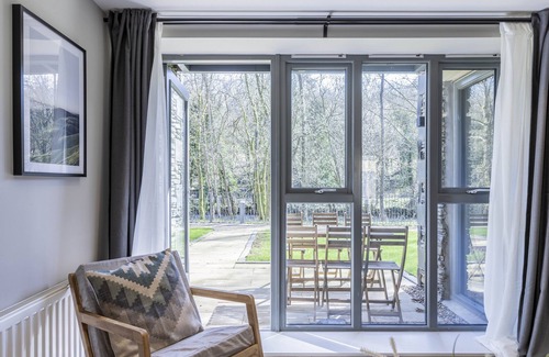 Backbarrow Apartment | Charming 3BR in Backbarrow Perfect for Families