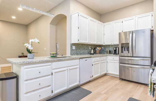 Elk Grove House | Charming 3Q Home w/Gourmet Backyard in Elk Grove