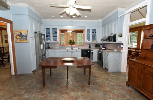 Moncks Corner Other | Charming 4-bedroom Farmhouse in Moncks Corner