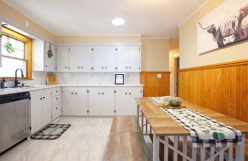 White Mills House | Charming 4-bedroom home with AC and WiFi close to downtown historic Honesdale