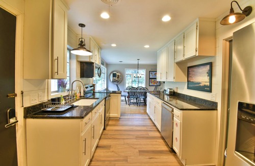 Mossy Oaks House | Charming 4-bedroom house close to Parris Island and downtown Beaufort