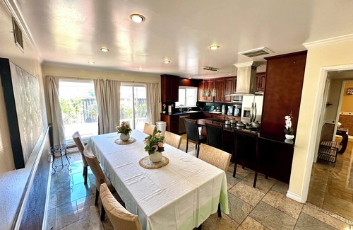 Santa Clara House | Charming 4-bedroom house with Sparkling Pool in serene Santa Clara