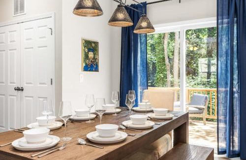 Durham House | Charming 5bd - BBQ - Deck- 4mins Duke University