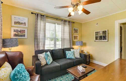 Starkville Apartment | Charming Abode about 2 Mi to Mississippi State Campus!