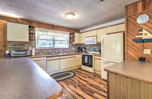 Bell Cabin | Charming Abode w/Dock on the Suwannee River