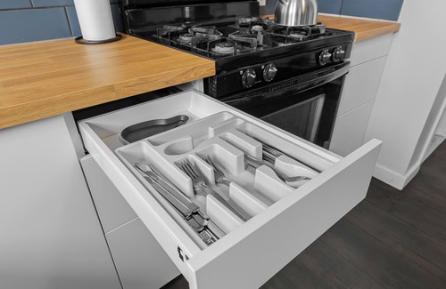 Creston Heights House | Charming and Convenient Stay on Carrier St – Perfect Location for Your Trip!