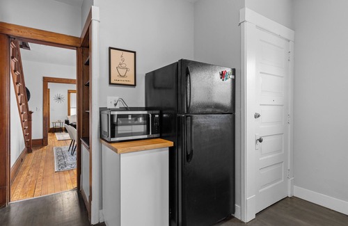 Creston Heights House | Charming and Convenient Stay on Carrier St – Perfect Location for Your Trip!