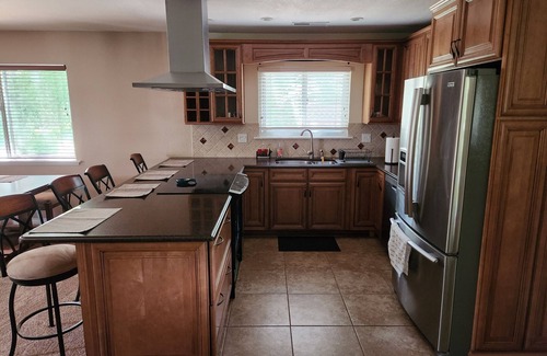 Bishop House | Charming and spacious 3-bedroom vacation home in delightful Bishop