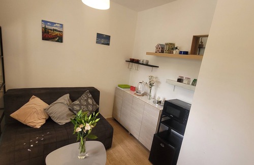 Ma'alot - Tarshiha Apartment | Charming apartment with WiFi, AC in lovely Ma'alot-Tarshiha