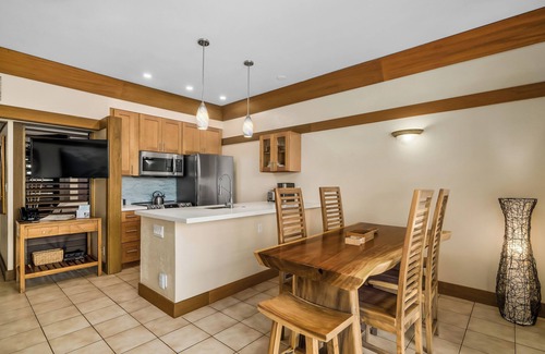 Poipu Apartment | Charming apartment in delightful Koloa with fitness room, AC, WiFi