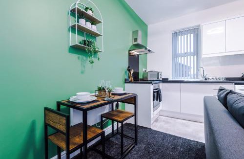 Anfield Apartment | Charming Apartments - Rocky Ln Chambers Flat 3