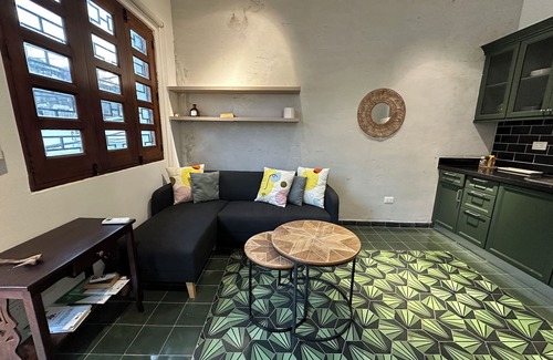 San Anton Apartment | Charming Apt. at Historic Zone