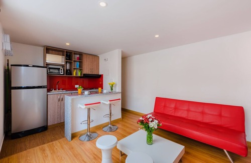 Chapinero Apartment | Charming apt in Center of Chapinero n20 blocks from T Zone & 40 to the centern